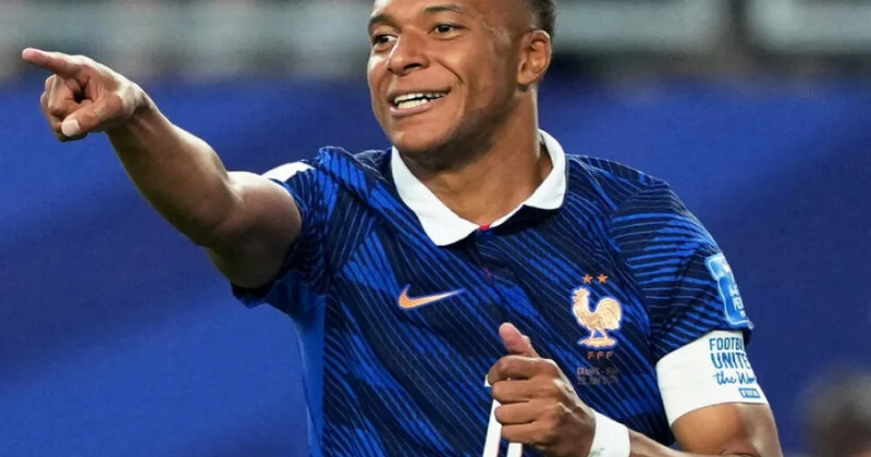 Mbappe bu göstərici ilə Messini ötdü VİDEO