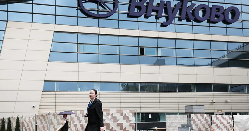 Аэропорты Домодедово и Внуково обслуживают рейсы по согласованию