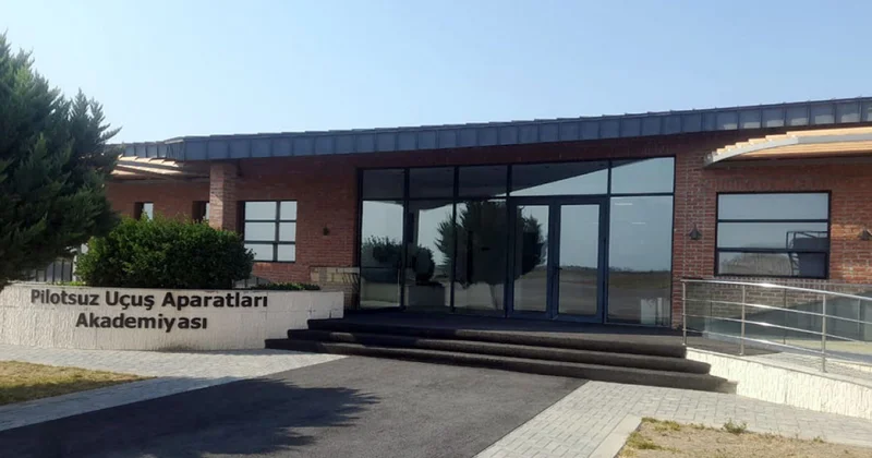 PUA Akademiyasının buraxılış mərasimi keçirilib