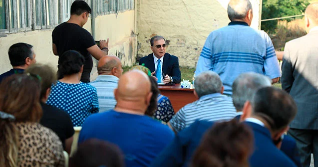 Niyazi Bayramov Hacıkənd qəsəbəsinin sakinləri ilə görüşdü Fotolar
