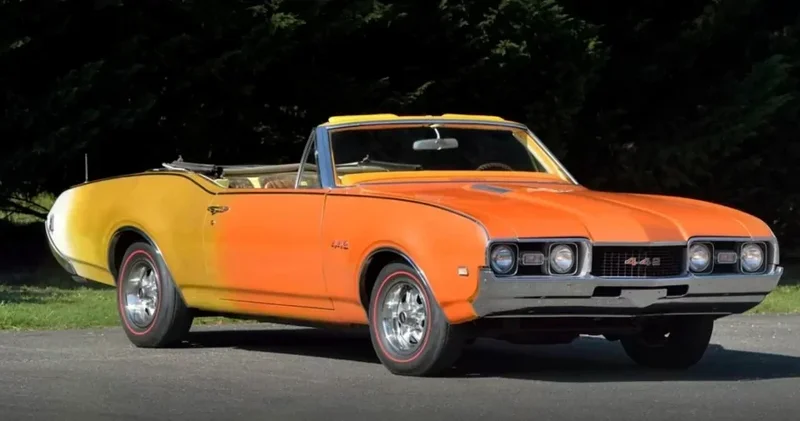 Единственный в мире кабриолет Oldsmobile 442 выставят на аукцион