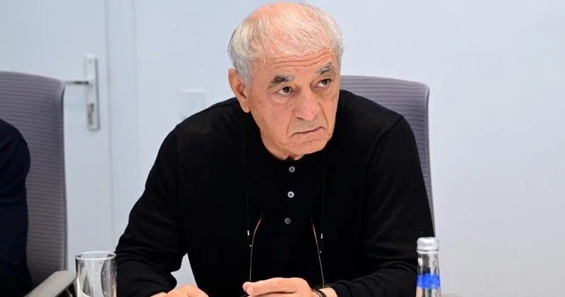 Fəxrəddin Manafov: “Telefonum susmur, zəng zəngə çalanıb