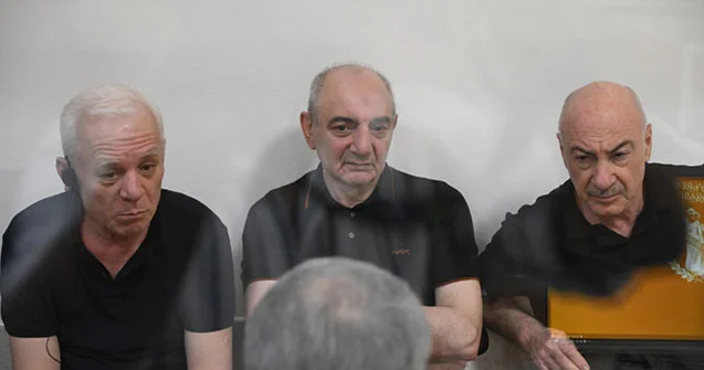 Zərərçəkənlər danışdı, onlar dinlədi Məhkəmə+Fotolar