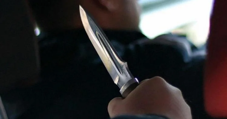 Bakıda sərnişin taksi sürücüsünə bıçaq çəkdi KONKRET