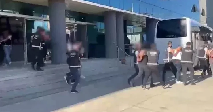 Türkiyədə cinayətkar qruplaşmaya qarşı əməliyyat keçirilib, 11 nəfər saxlanılıb
