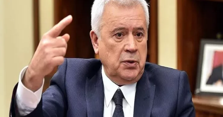 Vahid Ələkbərovun sərvəti azaldı