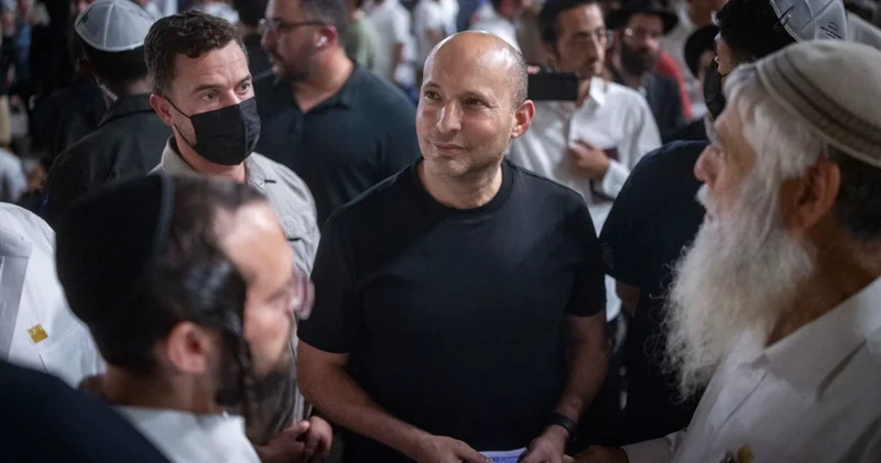 Qətər İsrail üçün İrandan daha təhlükəlidir Naftali Bennett