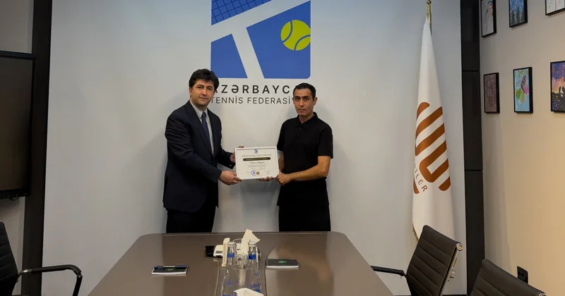 Tennis məşqçilərinə akkreditasiya sertifikatları təqdim olunub FOTO