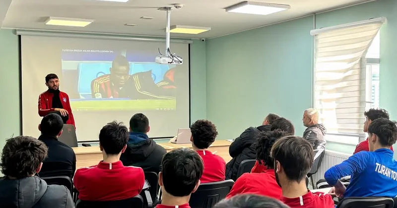 “Turan Tovuz”un komandalarına seminar keçildi