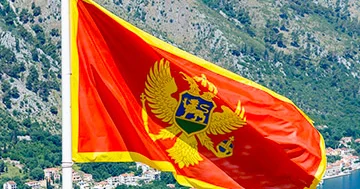 Ruslar Monteneqroda daşınmaz əmlaklarını satmağa başlayıblar...