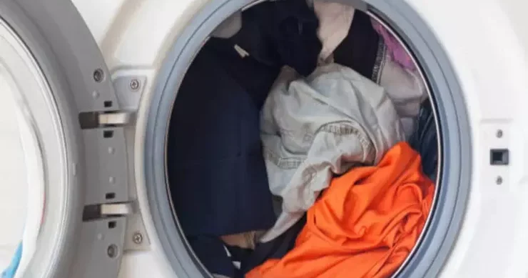 Paltaryuyan maşında sıxmadan sonra paltarların yaş qalmasının SƏBƏBİ