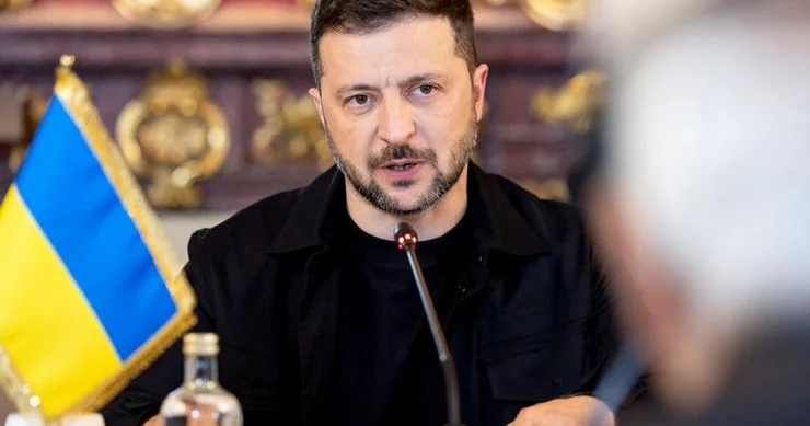 Zelenski cavab zərbələrini elan etdi Rusiya gəmisi batırıldı, 1600 km məsafədə 3 NEZ vuruldu