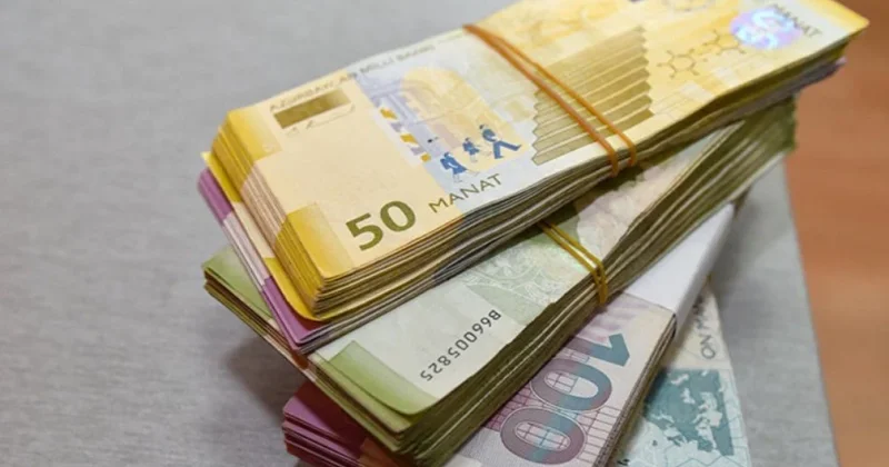 Azərbaycanda ev təsərrüfatlarına kredit qoyuluşu 20 mlrd. manatı ötüb