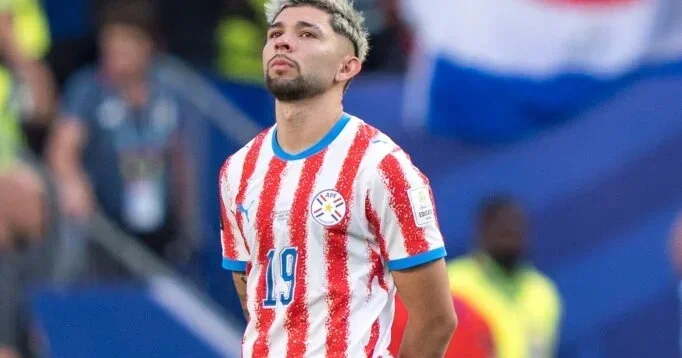 Qalatasaray sonda paraqvaylı ulduza yönəldi