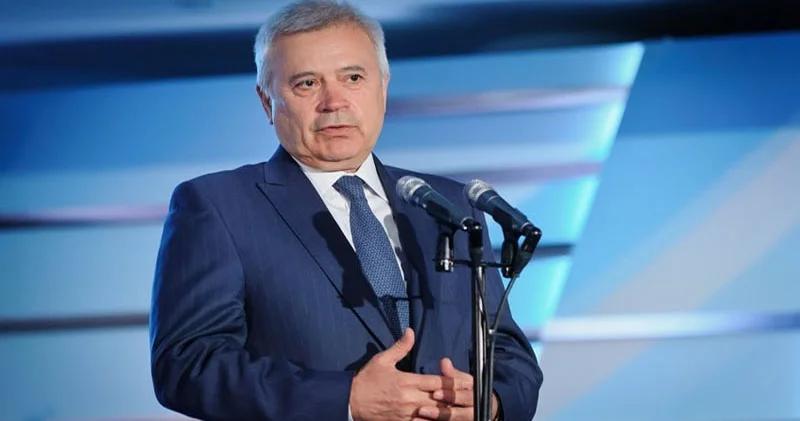 Azərbaycanlı milyarderin sərvəti 1,41 milyard dollar azalıb