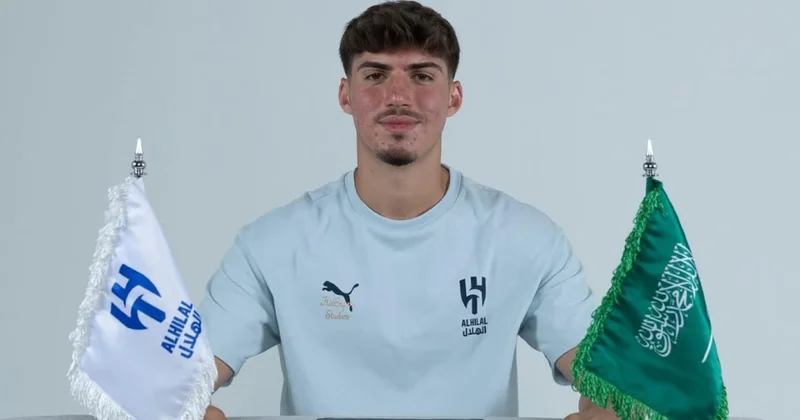Fənərbağça nın futbolçusu Əl Hilal a keçib