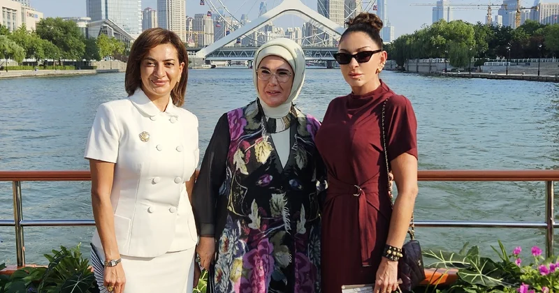 Liderlərin xanımları bir arada FOTOLAR