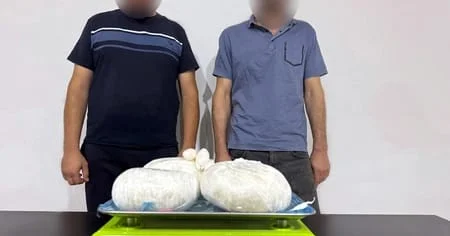 Azərbaycan gömrükçüləri 2 kiloqram metamfetamin aşkar edib