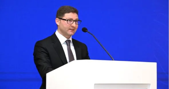 ICPC müsabiqəsinin dünya finalı mühəndislərə fundamental biliklər öyrədir Vüsal Xəlilov