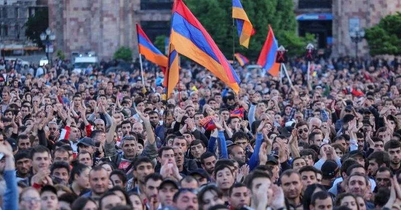 Politoloq: Ermənistan müxalifətinin birbaşa Rusiyadan təlimat aldığı aydındır