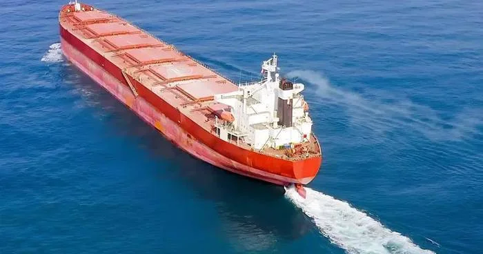 Хуситы заявили об атаке на израильский танкер в Красном море