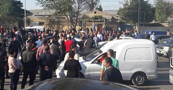Köçkünlərlə yerliləri qarşı qarşıya qoymaq cəhdi bəlkə elə Rusiya “5 ci kalon”unun təxribatıdır?..