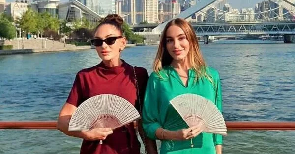 Arzu Əliyeva da Çindədir Foto