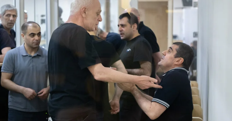 Мины завозились из Армении . Обвиняемые в геноциде дали в Баку показания Minval Politika