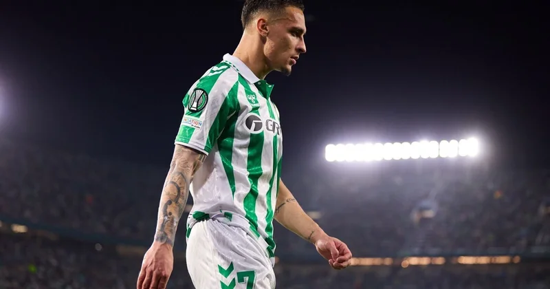 Mançester Yunayted Antoninin Betis ə keçdiyini elan edib