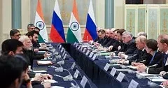 Putin və Modi danışıqları başa çatdırdı