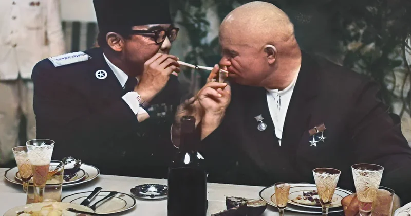 SSRİ nin yataq səhnəsi ilə şantaj elədiyi prezident “Lastoçka” əməliyyatının pərdəarxası