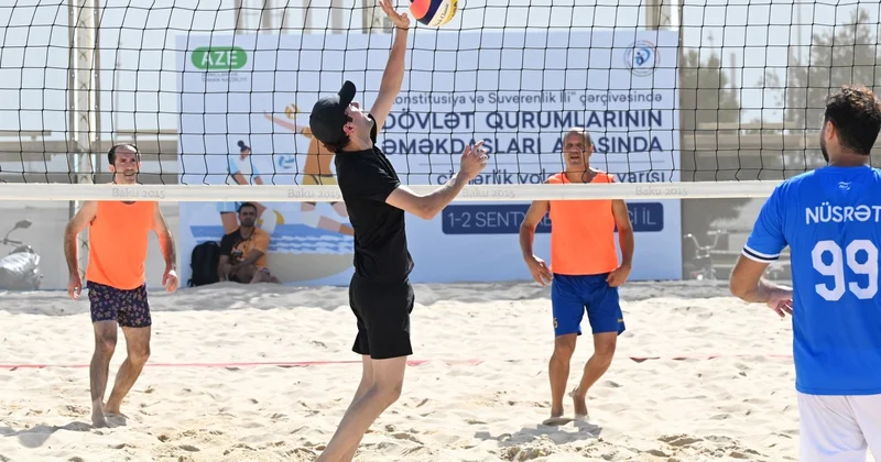 Çimərlik voleybolu yarışının qalibləri FOTO