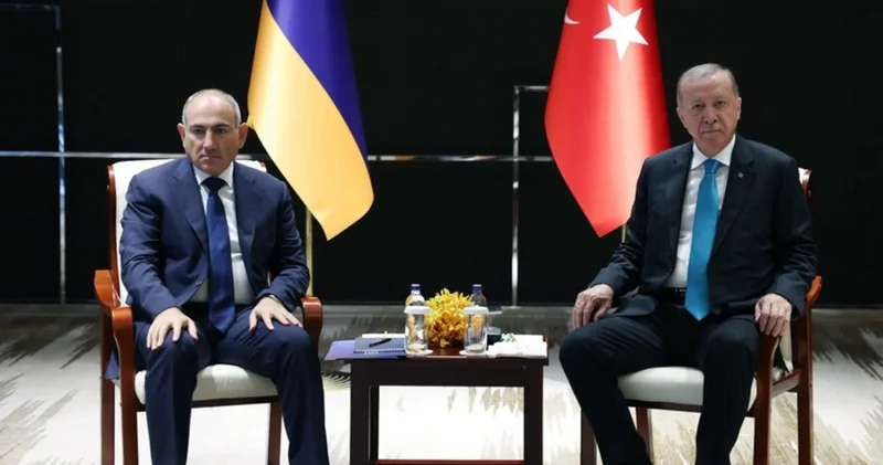 Ərdoğanla Paşinyan arasında təkbətək görüş keçirilib