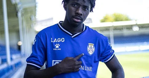Xəstə futbolçunu Azərbaycanda saxlamadılar Portuqaliyaya qayıtdı