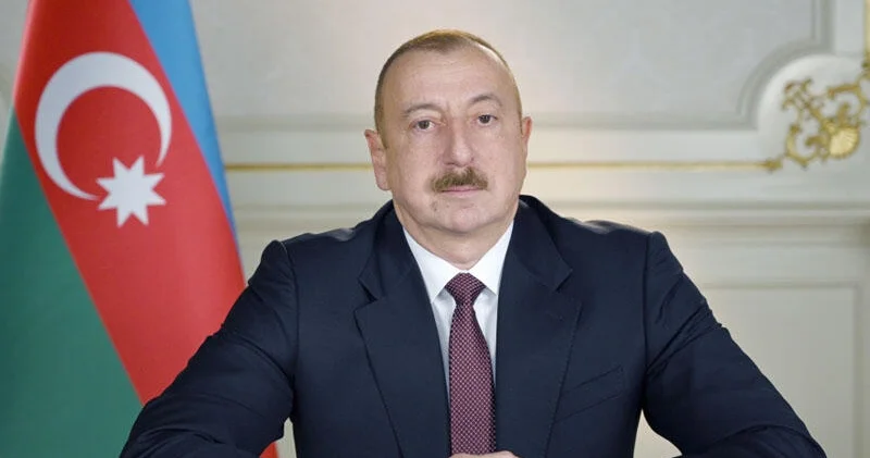 İlham Əliyevin sosial şəbəkə səhifələrində Qırğızıstana səfərindən görüntülər paylaşılıb (Video)