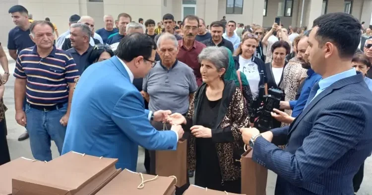 362 nəfərdən ibarət köç karvanı Ağdama çatdı FOTO YENİLƏNİB
