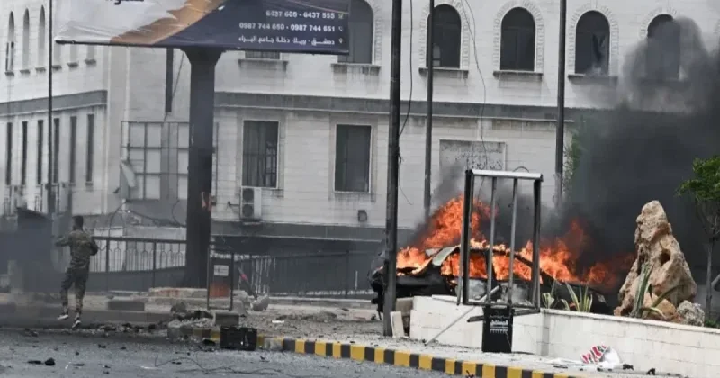 Suriyada hərbi sursat daşıyan avtobus partlayıb, ölənlər və yaralılar var