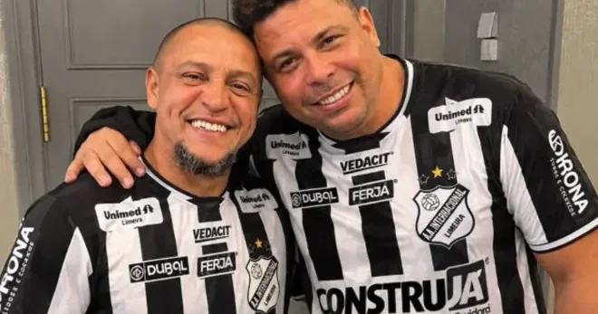 Ronaldo və Roberto Karlos 112 yaşlı klubu aldı