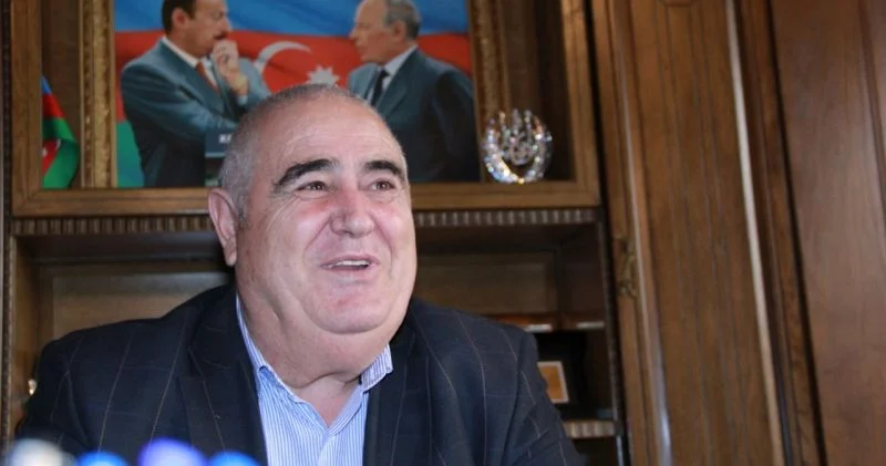 “Şərurlu İsfəndiyarı görəndə Peyğəmbərimizin(s.) hədisləri yadıma düşür Niyə?..“