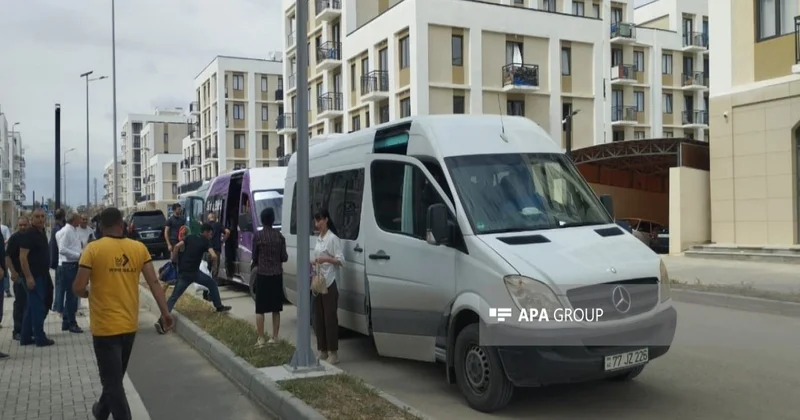 Növbəti köç karvanı Ağdam şəhərinə çatıb YENİLƏNİB FOTO