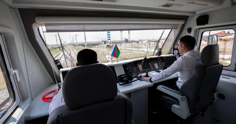 ADY dəmir yolu xətlərini ayda iki dəfə “ağıllı” qatarla yoxlayır