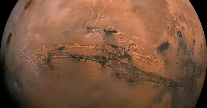 YENİ KƏŞF: Bu planetin cənubu şimalından 400 dərəcə daha istidir