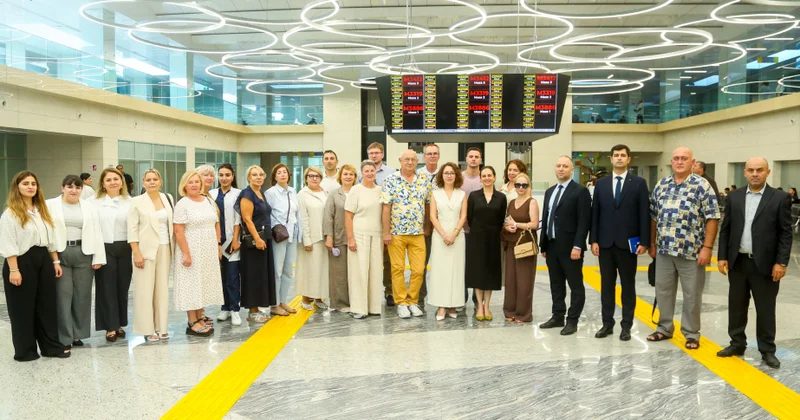 Rusiyalı mütəxəssislər Yeni Klinikada təcrübə mübadiləsi aparıblar