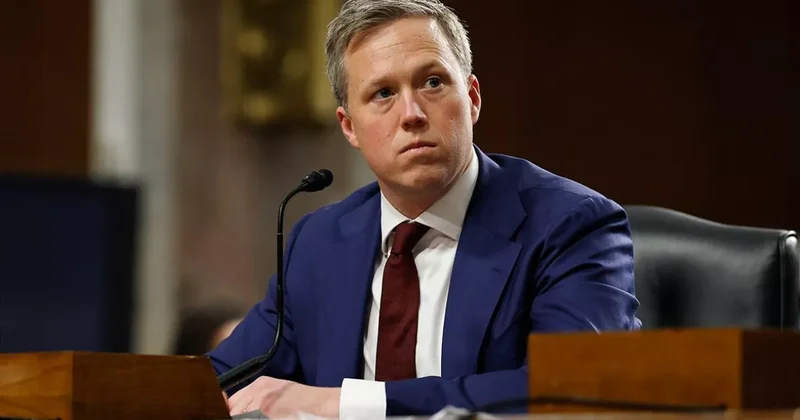 СМИ: Министр армии США подал в отставку из за Хэгсета