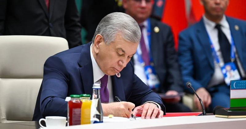 Мирзиёев призвал создать Карту промышленного сотрудничества ШОС