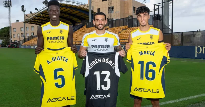 Vilyarreal 3 gənc futbolçusunu komandaya cəlb edib