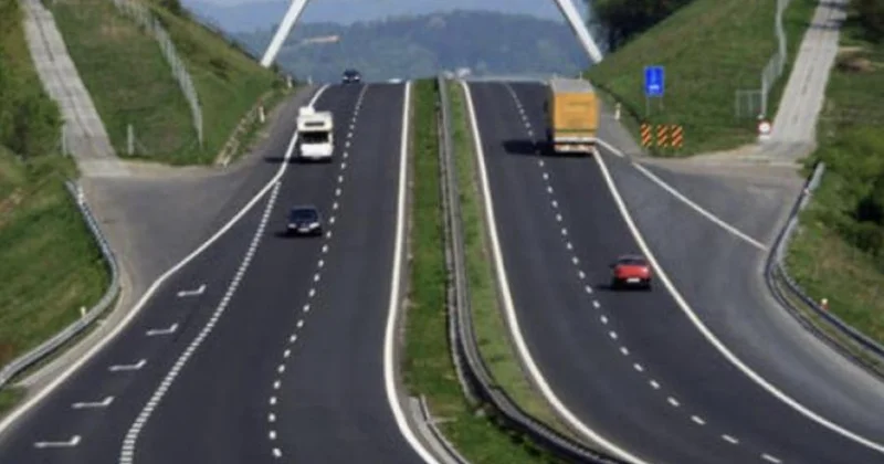 Ödənişli yollar sıxlığın aradan qaldırılmasına hesablanıb Ekspert