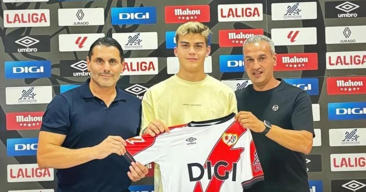 Azərbaycanlı futbolçu İspaniya klubu ilə müqavilə BAĞLADI