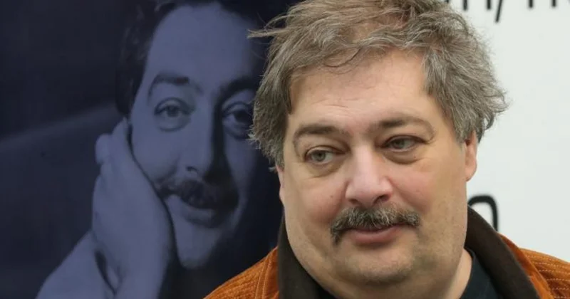Rusiya məhkəməsi yazıçı Dmitri Bıkovu 7 il azadlıqdan məhrum edib