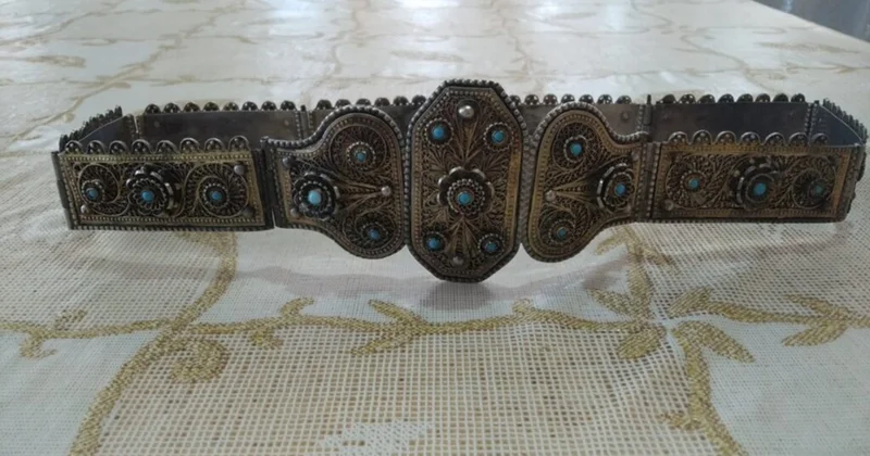 Bakıda fantastik qiymətə kəmər satılır